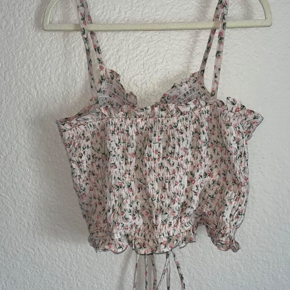 Zara / Floral Crop Top / Size Medium - Picture 2 of 4
